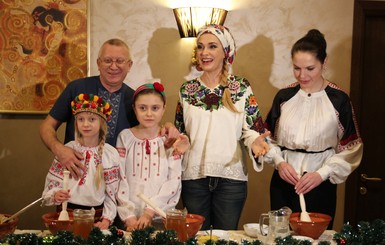 Украинские звезды соревнуются на Закарпатье, кто лучше приготовит кутью 