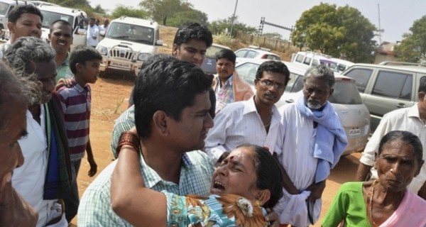 В Индии загорелся пассажирский поезд: погибли 9 человек