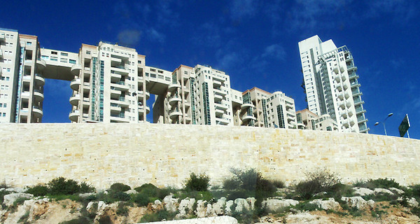 Израиль построит на палестинских территориях еще 1400 жилых домов