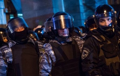В Харькове второй раз сорвали форум Евромайданов и разнесли магазин