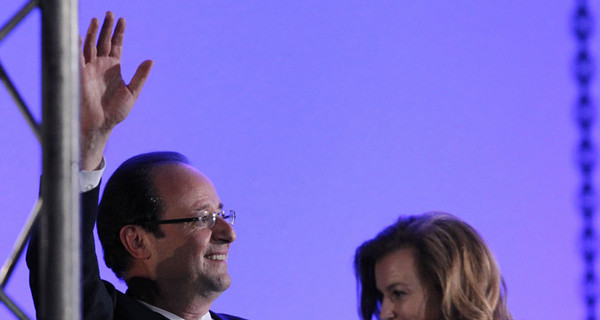 Президент Франции назвал свою измену жене 