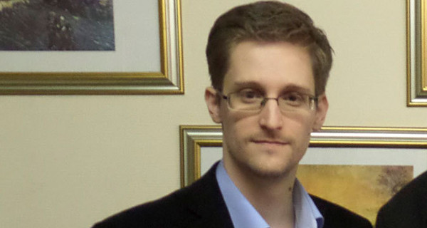 Эдвард Сноуден получил работу в США 