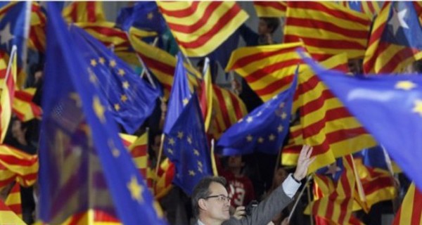 Каталонцы продолжают требовать независимости