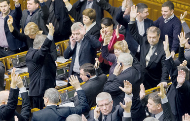 Бюджет на 2014 год: деньги потратят на пересчет украинцев, хмелеводство и суды