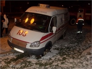 Департамент здравоохранения КГГА: ночью с улицы  Грушевского машины скорой помощи увезли пятерых раненых