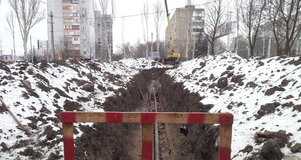 Теплосеть заменяет трубы и отключает горячую воду