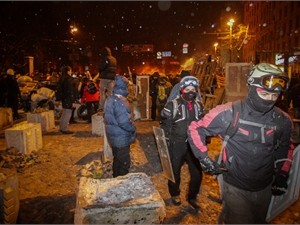 Противостояние в Киеве продолжается пятые сутки 