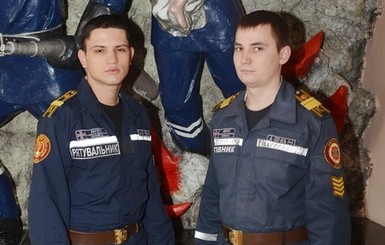 Харьковские курсанты спасли грузчика от смерти на морозе