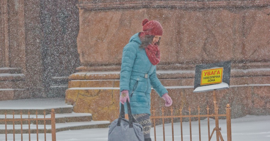 Морозы в Запорожье: таксисты подняли расценки, но на зимнюю обувь скидки