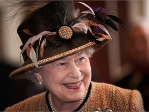 У королевы Елизаветы II нет денег на содержание своих дворцов 