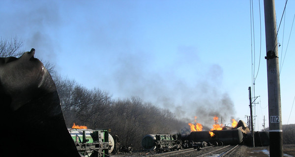 Под Красноармейском за 11 часов потушили все цистерны с пропан-бутаном