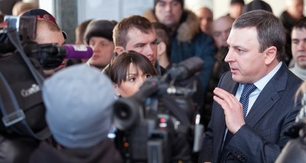 Что скрывается за протестами в Деснянском районе 