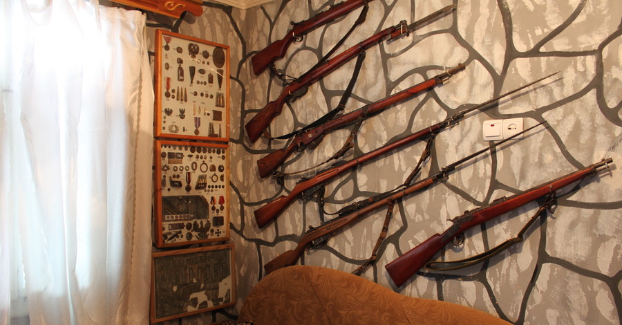Музей оружия в собственной квартире 