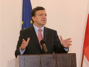 Баррозу заявил, что санкции в отношении Украины вводиться не будут