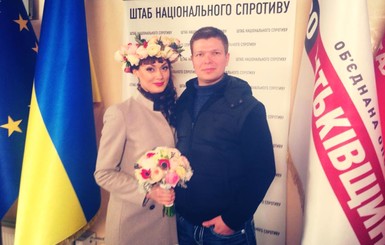Депутат Емец отгулял свадьбу на Майдане