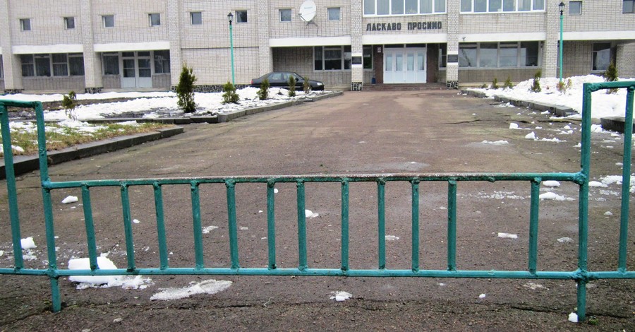 Студентка повесилась, не выдержав унижений 