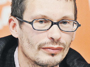 От лайков пламенных не наживешь вилл каменных 