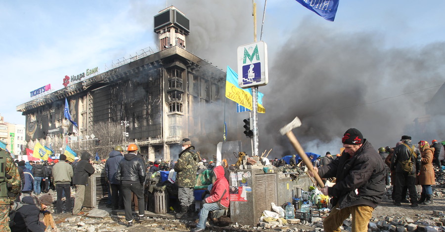 Жители столицы об активистах: 