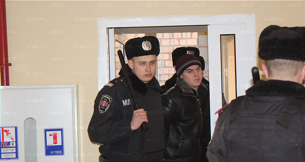 Суд оставил 