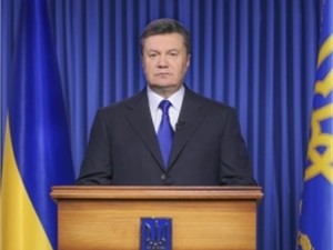 Янукович сменил главнокомандующего Вооруженных Сил