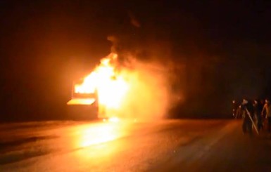 На трассе Одесса-Киев сожгли автобус
