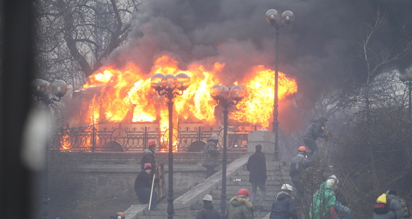 На Майдане пострадали еще два запорожца