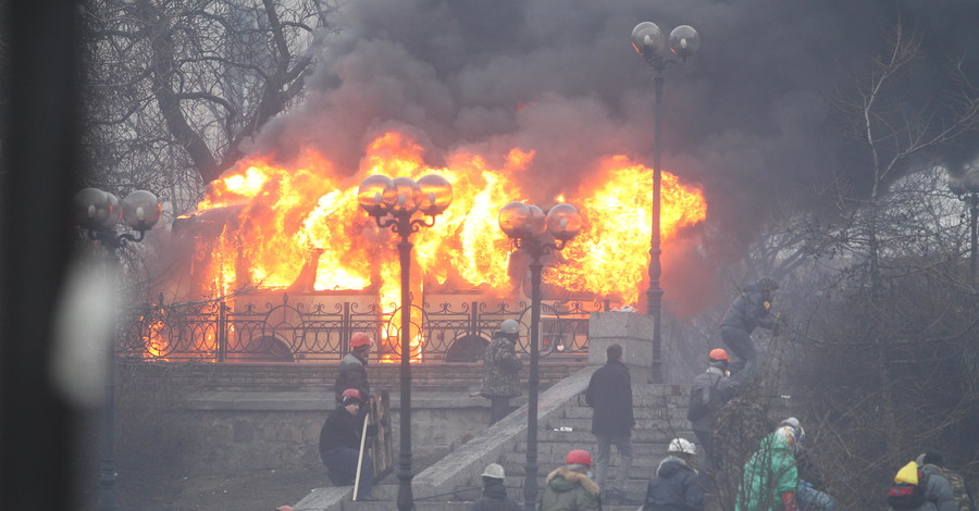 На Майдане пострадали еще два запорожца