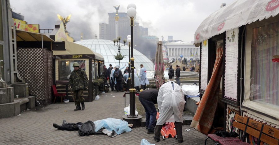 На Майдане лежат тела семерых погибших