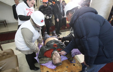 Количество пострадавших на Майдане растет с каждым часом