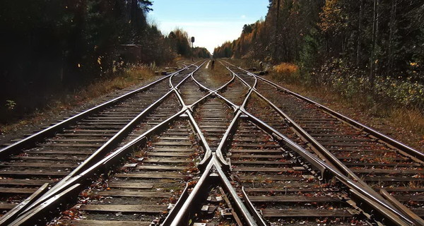 Под Киевом хотели устроить железнодорожную катастрофу?