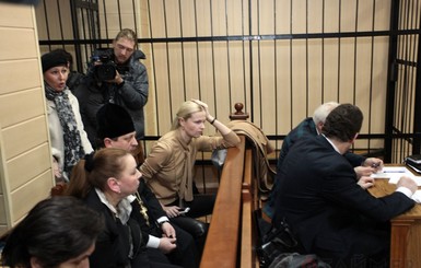 Одесские активисты бунтуют под судом, где решается судьба Игоря Маркова