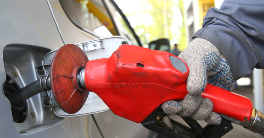 Бензин подорожает в ближайшие дни 