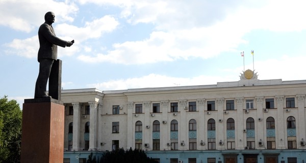Памятники Ильичу в Крыму предложили собрать в одном музее