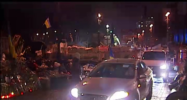 В Киеве устроили автопробег в честь "Небесной сотни"
