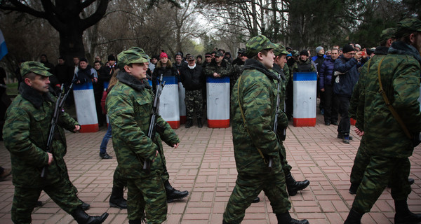 Войска РФ захватили военный аэродром в Саках