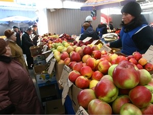 В Киев привезут дешевые мясо, рыбу, овощи и фрукты