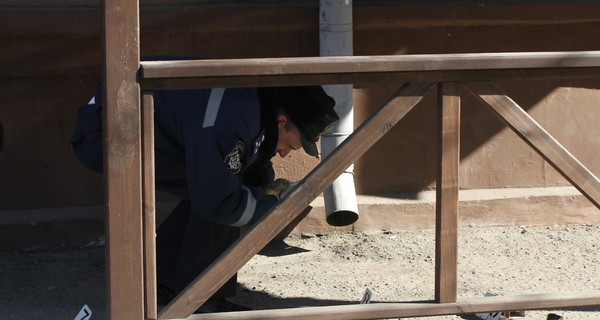 В Днепропетровске муж стрелял в бывшую супругу из-за ревности 