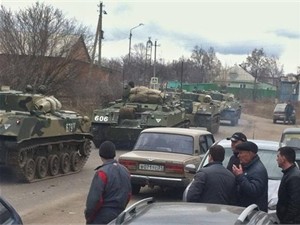 Российская военная техника направилась вглубь Крыма