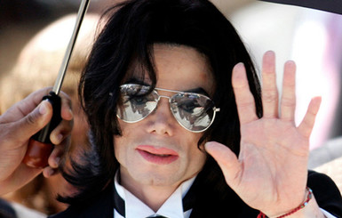 Новый альбом Майкла Джексона будет издан на мобильном телефоне