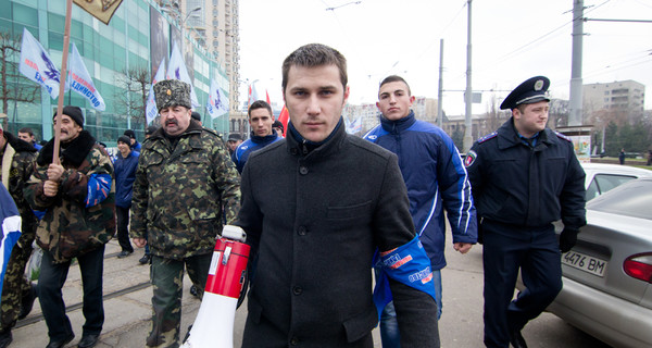 Мать задержанного одесского лидера Антимайдана пригрозила самосожжением  