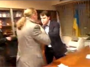 Мирошниченко уверяет, что не бил Пантелеймонова