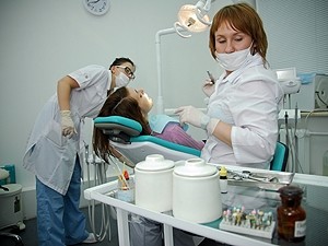Во Львове стоматологические поликлиники хотят перевести на хозрасчет