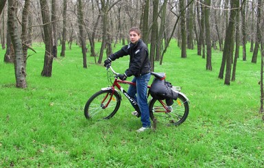 Каникулы в Запорожье: велопрогулка на Хортице и спуск на тюбингах