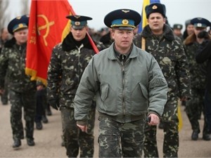 Официально: в Крыму захвачены три командира военных частей