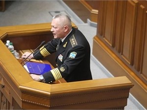 Тенюх: Решения о выводе некоторых военных частей из Крыма будет принято в ближайшее время