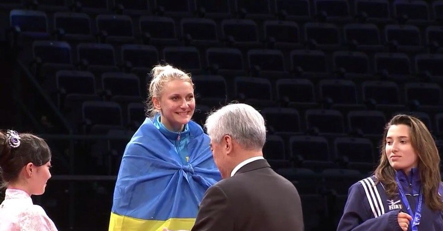 Запорожская спортсменка стала первой чемпионкой мира по тхэквандо в истории Украины