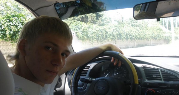 Водитель, который въехал в авто запорожского губернатора, купил машину полгода назад