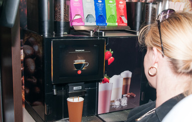 Пьем кофе на заправках: WOG