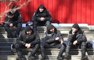 Среди задержанных в Киеве нет сотрудников 