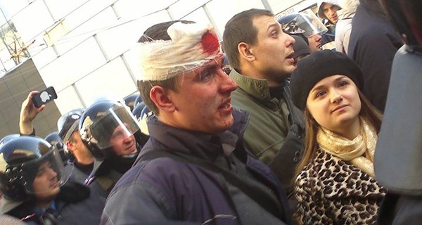 В Харькове напали на евромайдановцев